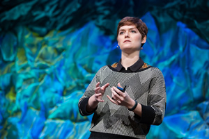 Amber Case, director of the Esri R&D Center in Portland, Oregon, speaks at the DevSummit about location-aware apps.