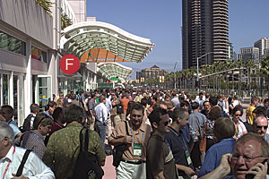 User Conference crowd outside the San Diego Convention Center