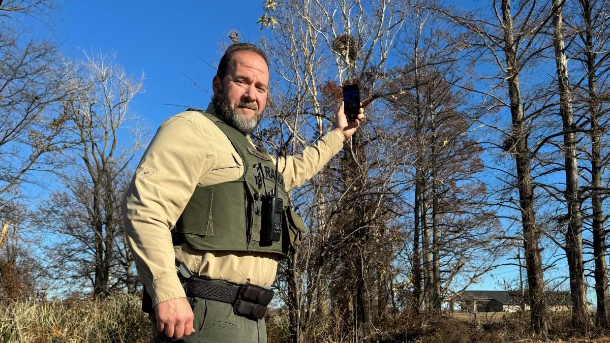 mapping the location of an eagle's nest at Reelfoot Lake State Park