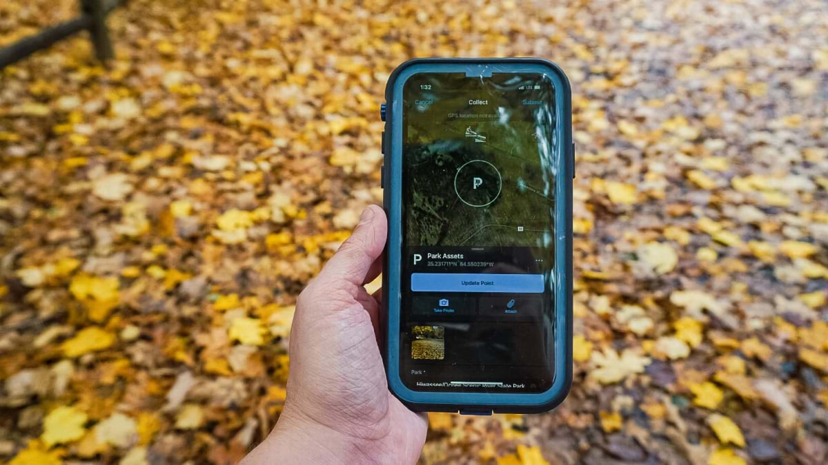 mobile phone displaying the One Smart Park app