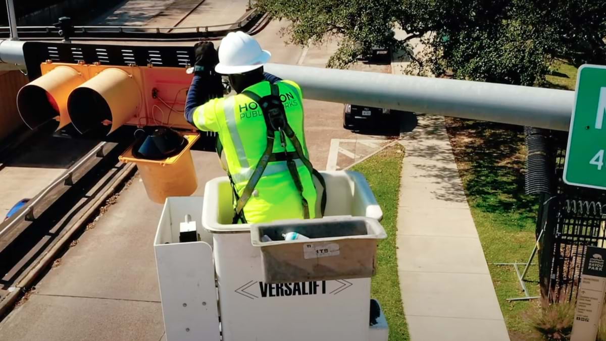 Houston Public Works sign maintenance
