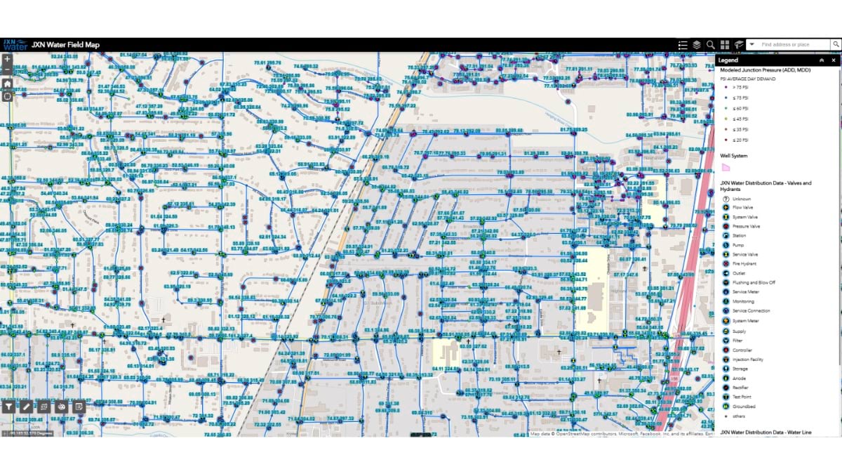 Street-level detail of Jackson's water infrastructure reveals the complexity that was once hidden in paper drawings—every valve, junction, and service connection now digitally mapped and accessible to operators in real-time.