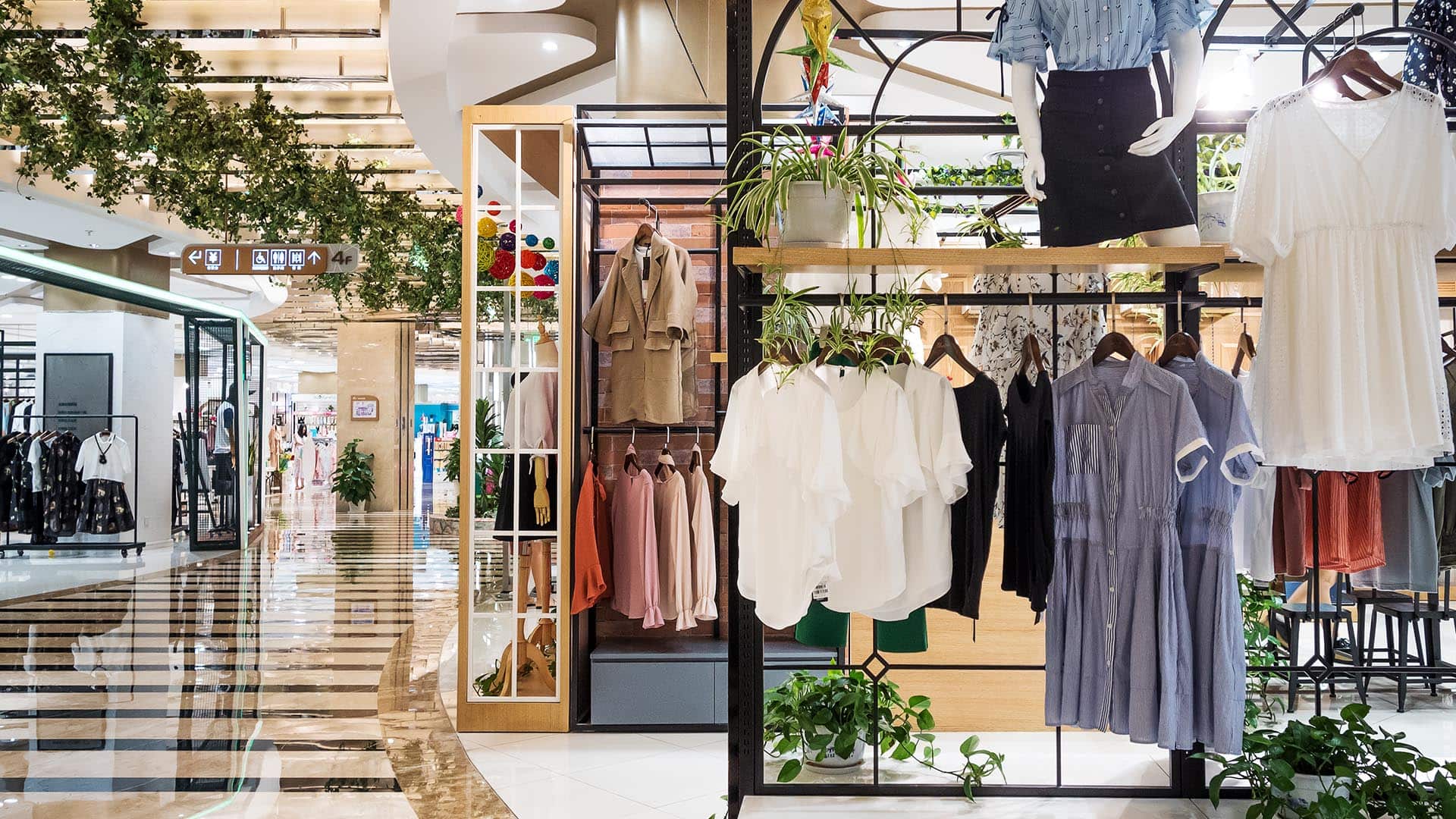 Direct-to-Consumer channels like pop-up stores are gaining popularity