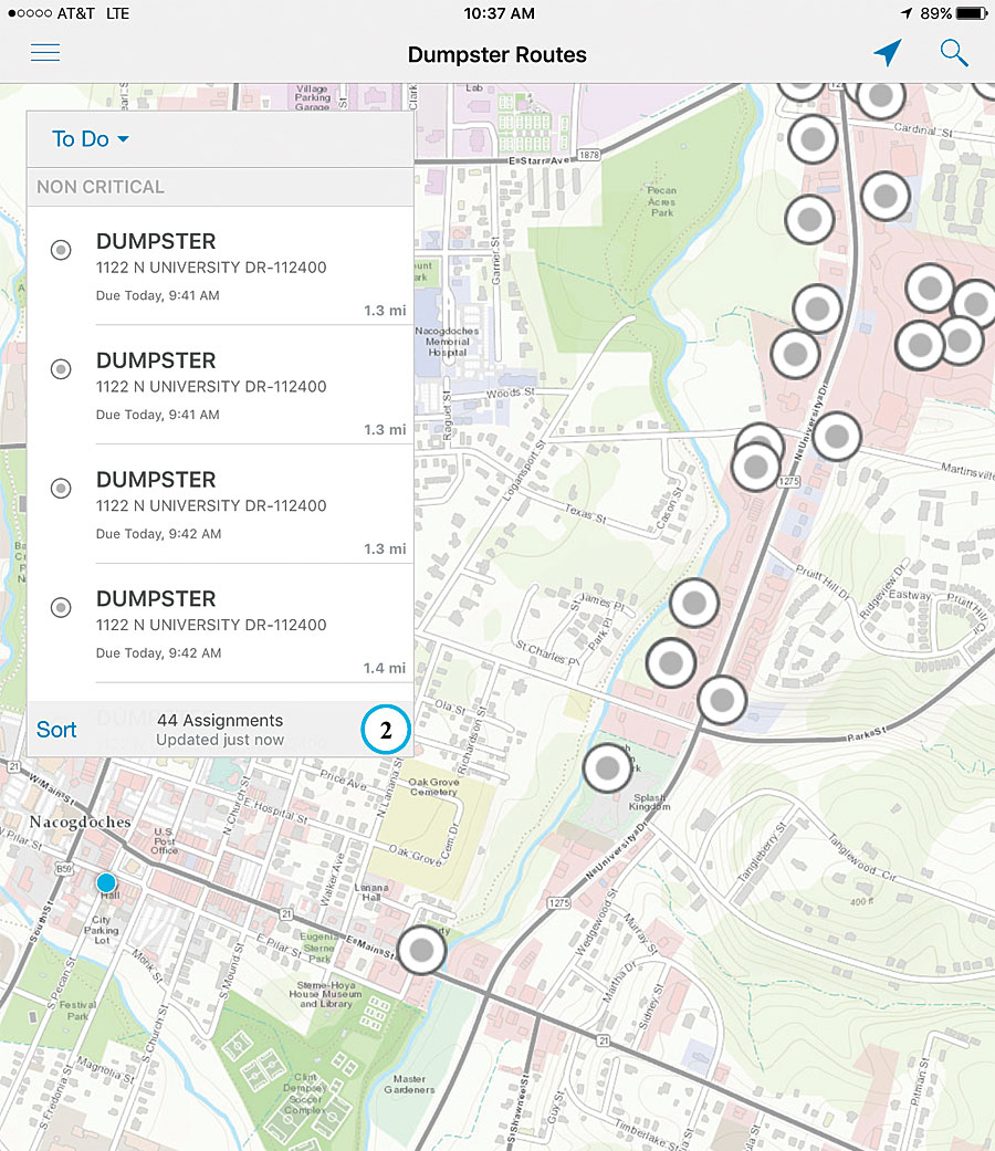 Workforce for ArcGIS automatically selects the dumpsters that need to be picked up on a given day and sequences the order in which they should be collected.