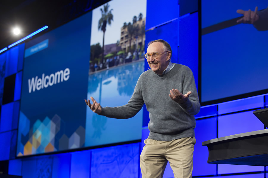 Esri president Jack Dangermond enthusiastically welcomes the crowd. Esri president Jack Dangermond enthusiastically welcomes the crowd.