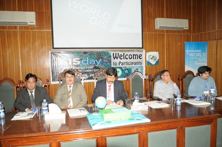 Organizers of the Pakistan Geography and Alumni Association's GIS Day event hoped to stimulate the public's interest in geospatial technology. Organizers of the Pakistan Geography and Alumni Association's GIS Day event hoped to stimulate the public's interest in geospatial technology.