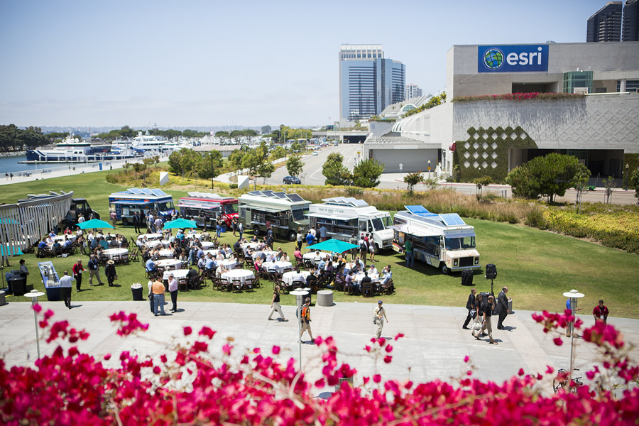 Go mobile. Grab a bite to eat at the food trucks outside the San Diego Convention Center.