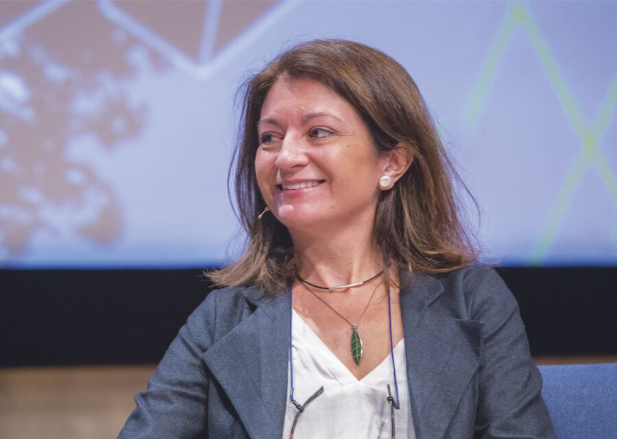 Landscape architect, urban planner, and architect Arancha Muñoz-Criado has brought the principles of geodesign to Valencia, Spain, where land conservation and green infrastructure have become key parts of the planning process. Landscape architect, urban planner, and architect Arancha Muñoz-Criado has brought the principles of geodesign to Valencia, Spain, where land conservation and green infrastructure have become key parts of the planning process.