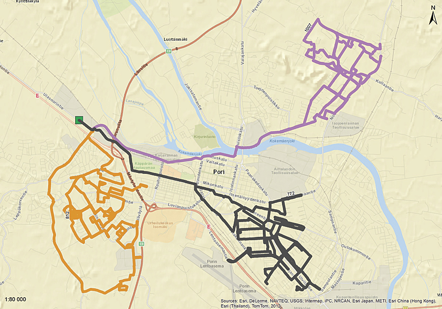 Three examples of optimized snowplowing routes on pedestrian streets.