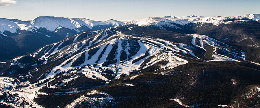 ArcGIS Tracking Analyst helps Winter Park Resort staff keep track of which trails were groomed and which ones still need grooming. (Photo by Christopher D. Thompson.)