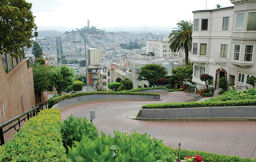 San Francisco iconic slope—Lombard Street. (Photo: iStock.)