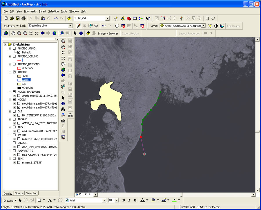 An analyst traces the ice edge in SIPAS.