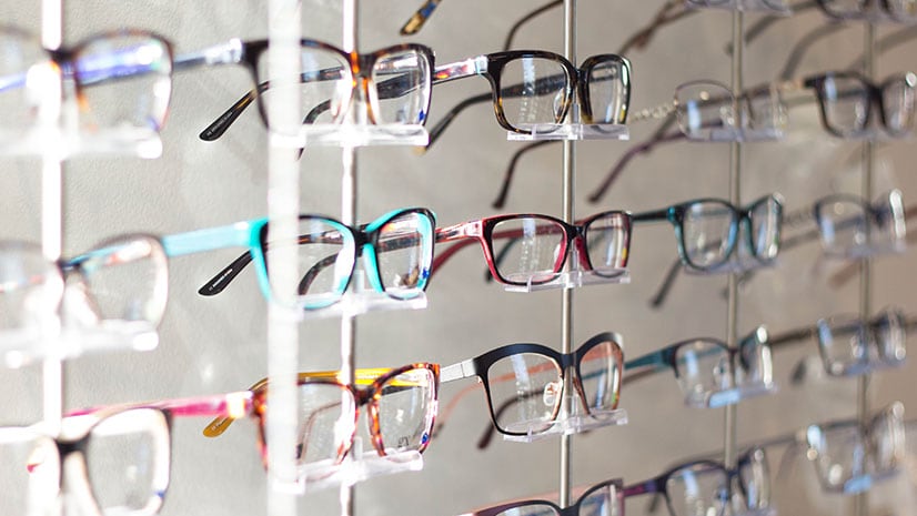 Eyeglasses represent visual thinkers