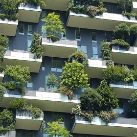 Green buildings underscore the trend toward corporate social responsibility Green buildings underscore the trend toward corporate social responsibility