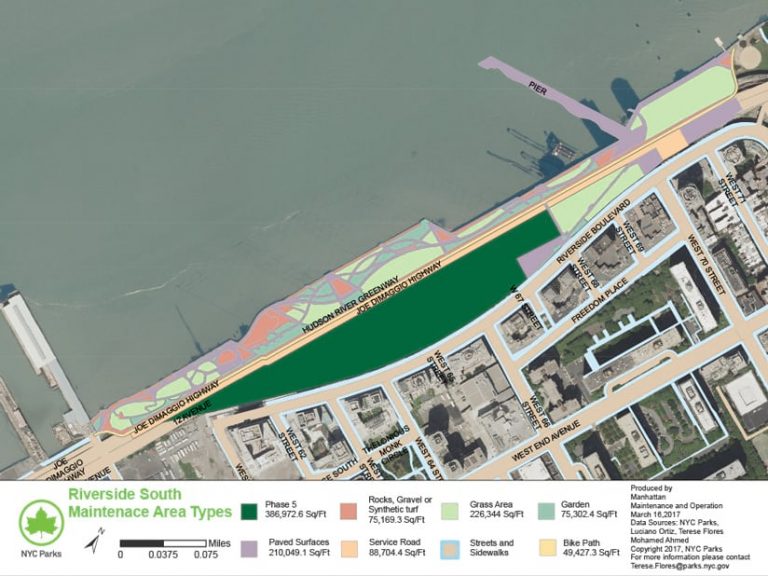 A satellite imagery-based map that shows a section of the Hudson River Greenway that extends over the water and has different types of park space