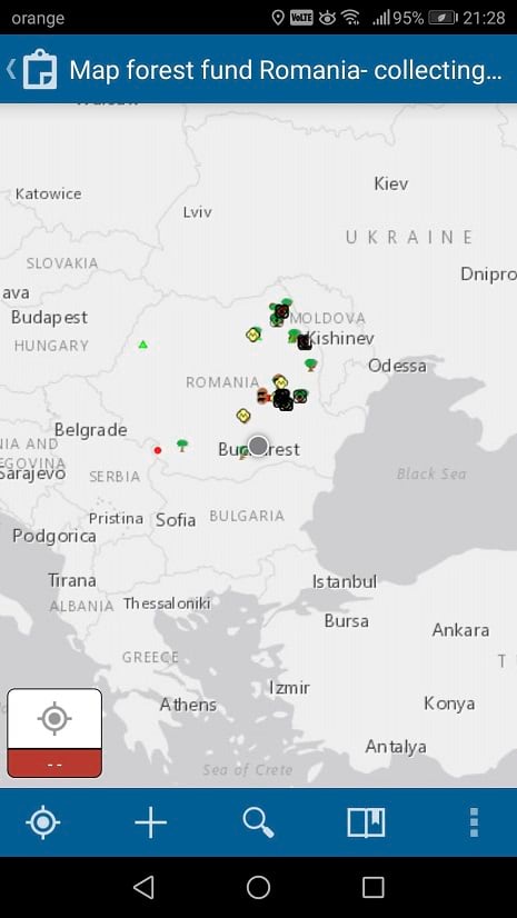 Tracking biodiversity on mobile smart maps