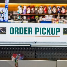 DICK’s Sporting Goods in-store pickup