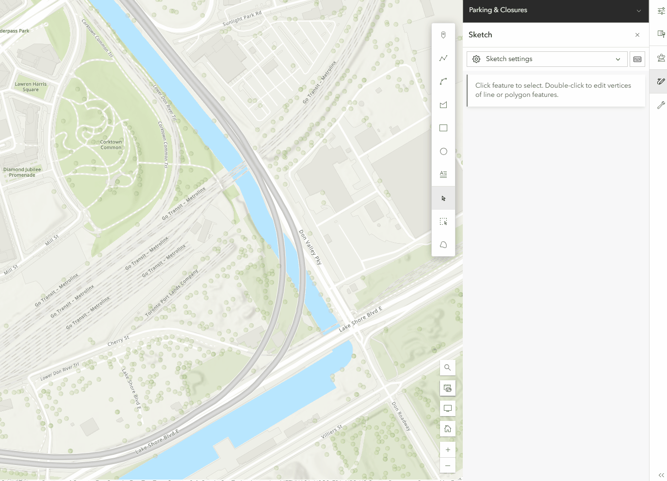 An animated gif illustrating how to use the curve tool on a map.