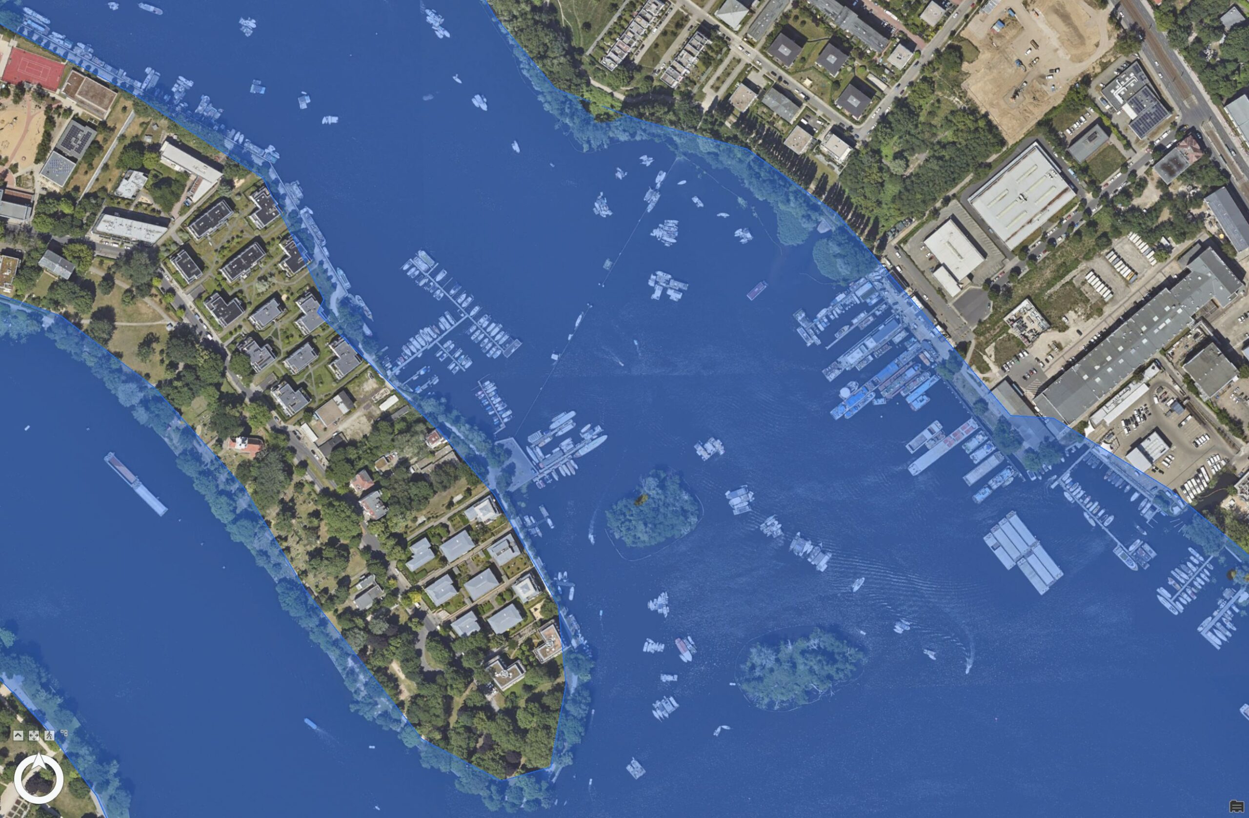 Digitizing Coarse Water Body Geometries over True Ortho in Rapid quality