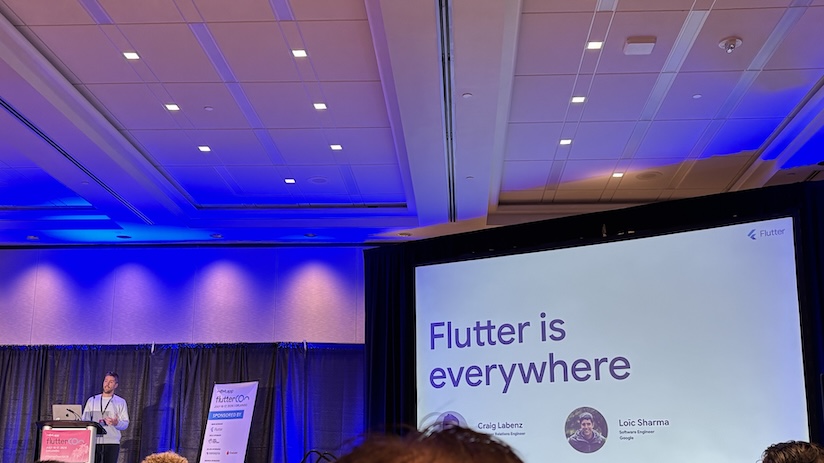 Keynote speech with Flutter is everywhere slide.