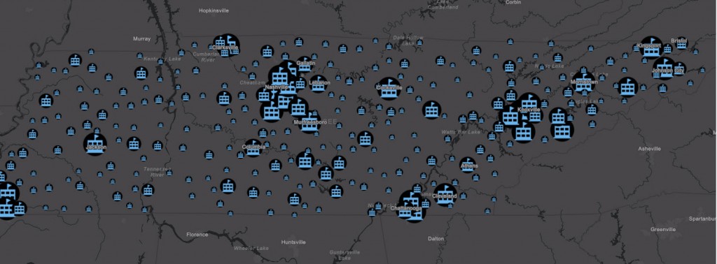 Map of Tennessee Public Cooling centers with clustering. Clusters represented by larger versions of the blue icons.