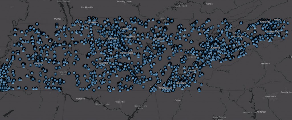 Map of Tennessee Public Cooling centers without clustering. Blue icons for cooling centers within black circles.