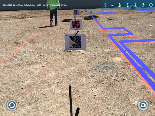 On the left, foundation with spray paint. On the right, foundation using Argis Solutions' ARCAD. Image courtesy Argis Solutions and Silver Lake Construction.