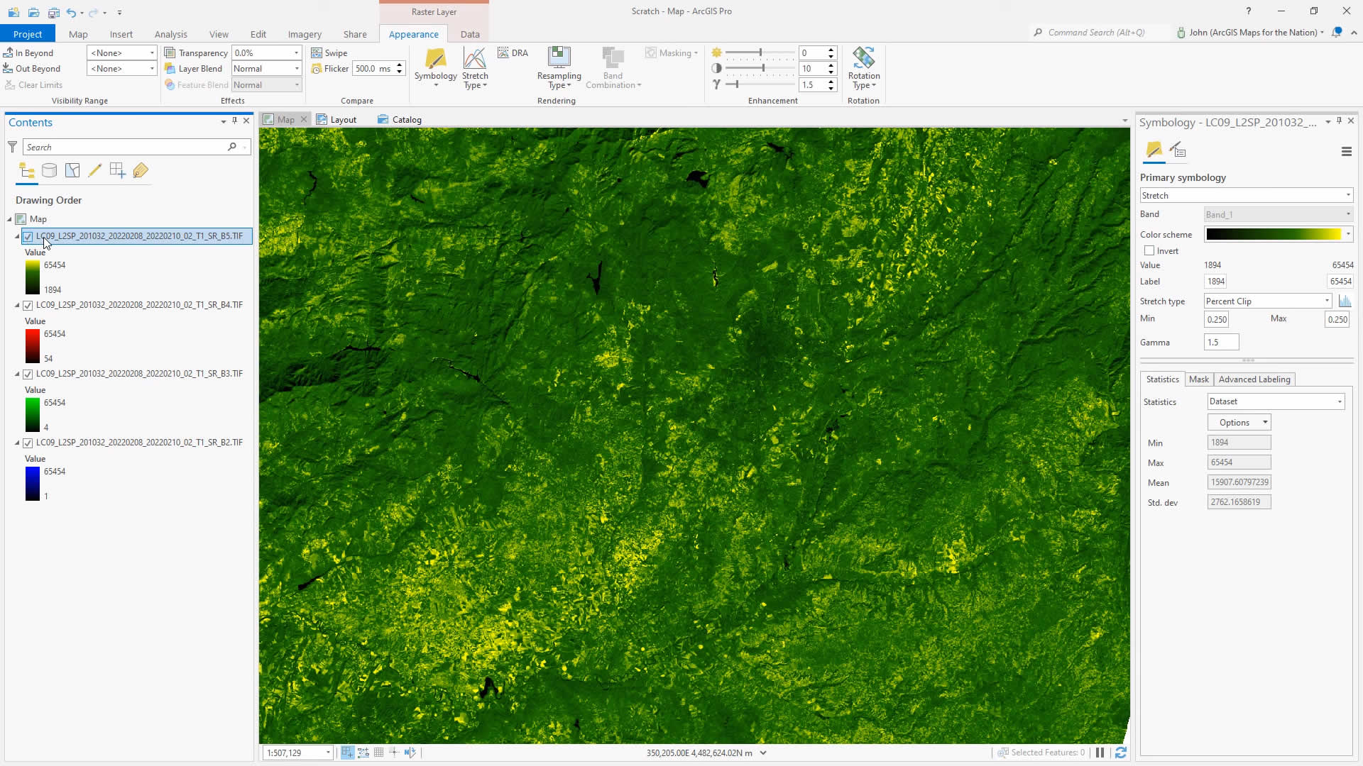 Near infrared band with a greenish yellow color gradient. Near infrared band with a greenish yellow color gradient.