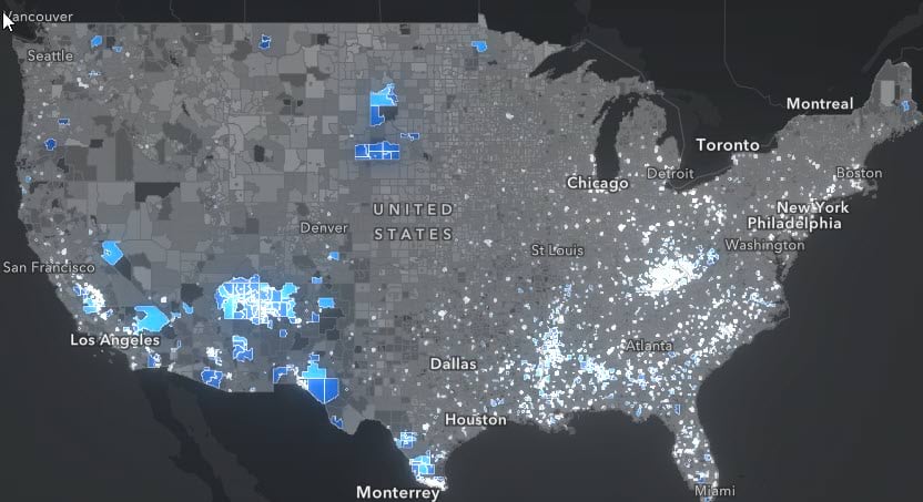 using an economic distress index, the map shows a subset of US tracts, roughly 10 percent, which exhibit higher levels of economic distress in comparison to the remaining 90 percent.