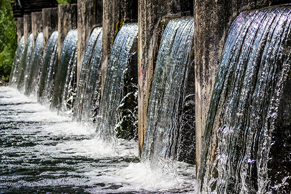 A river dam 