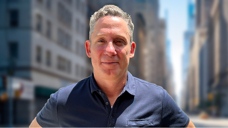 Portrait of Devin Lavigne