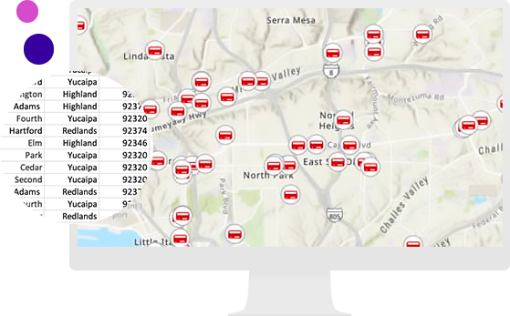Monitor di un computer con una mappa e aree specifiche contrassegnate in rosso