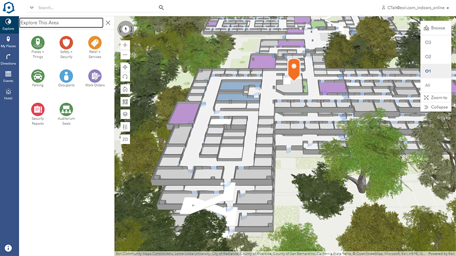 Внутренняя карта кампуса с областями, выделенными серым и синим цветом, и оранжевой стрелкой GPS рядом со всплывающим окном с круглыми значками.
