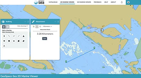 La visionneuse marine 2D de GeoSpace Sea utilisée pour mesurer la distance entre deux points dans une grande étendue d'eau
