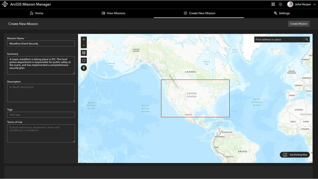 Quadrato rosso su un'area di interesse in una mappa digitale del Nord America in un'interfaccia computer di ArcGIS Mission
