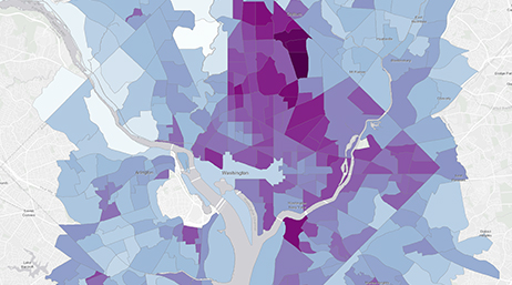  خريطة توضيحية لواشنطن العاصمة، بها رقعات تعداد ملونة بدرجات مختلفة من اللون الأزرق