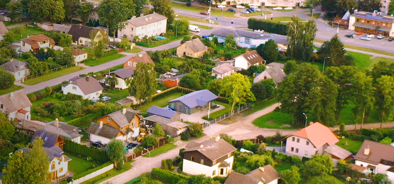 Vista aérea de un barrio residencial