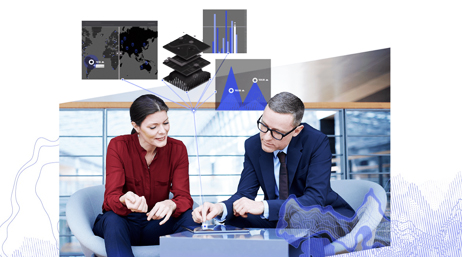 Imagen compuesta de dos personas con vestimenta profesional sentadas en un sofá de un moderno salón de oficina blanco y azul, debatiendo sobre una pantalla de una tableta, con un mapa, una pila de capas de mapas y varios gráficos por encima de sus cabezas