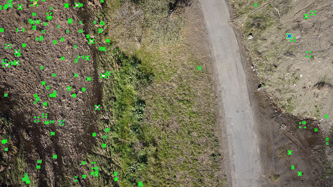 drone image with trash marked in the image