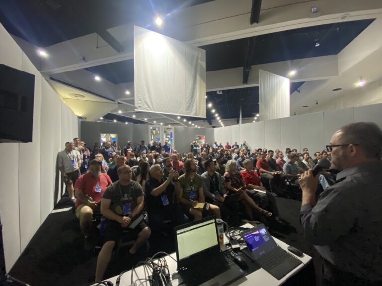 Esri at the 2022 APWA PWX Conference Industry Blogs