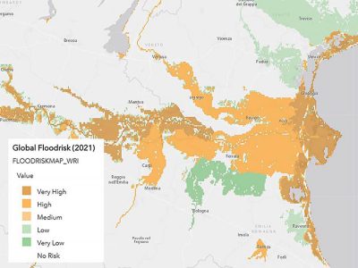 Carte des risques d’inondation avec code couleur, établie dans le cadre de l’évaluation des risques climatiques