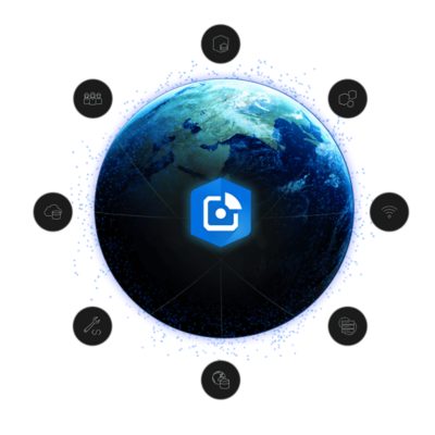 Image de la Terre entourée d’une série d’icônes reliées en cercle représentant les données, les équipes et la technologie