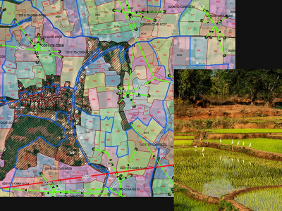 Une carte affiche un réseau de canalisations à travers les zones avec des codes de couleurs, types, identifiants et coordonnées, le long d’une zone agricole irriguée