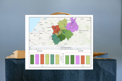 Ein satellitengestütztes Bild des Normalized Difference Vegetation Index (NDVI) quantifiziert den Gesundheitszustand der Vegetation auf Kuhweiden, wobei die gesündesten Pflanzen in grün und diejenigen, die unter Stress und Krankheiten leiden, in rot dargestellt sind