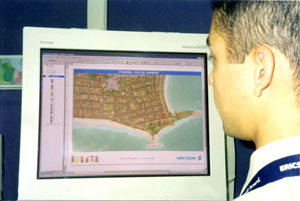 An ERICSSON analyst working with ArcView