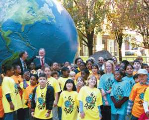 Jack Dangermond and Dr. Roger Tomlinson at GIS Day in Washington, DC