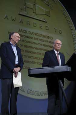 Jack Dangermond receives NGS's Alexander Graham Bell Medal
