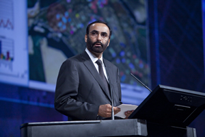 photo of His Excellency Mohammed Ahmed Al Bowardi accepting the Making a Difference Award